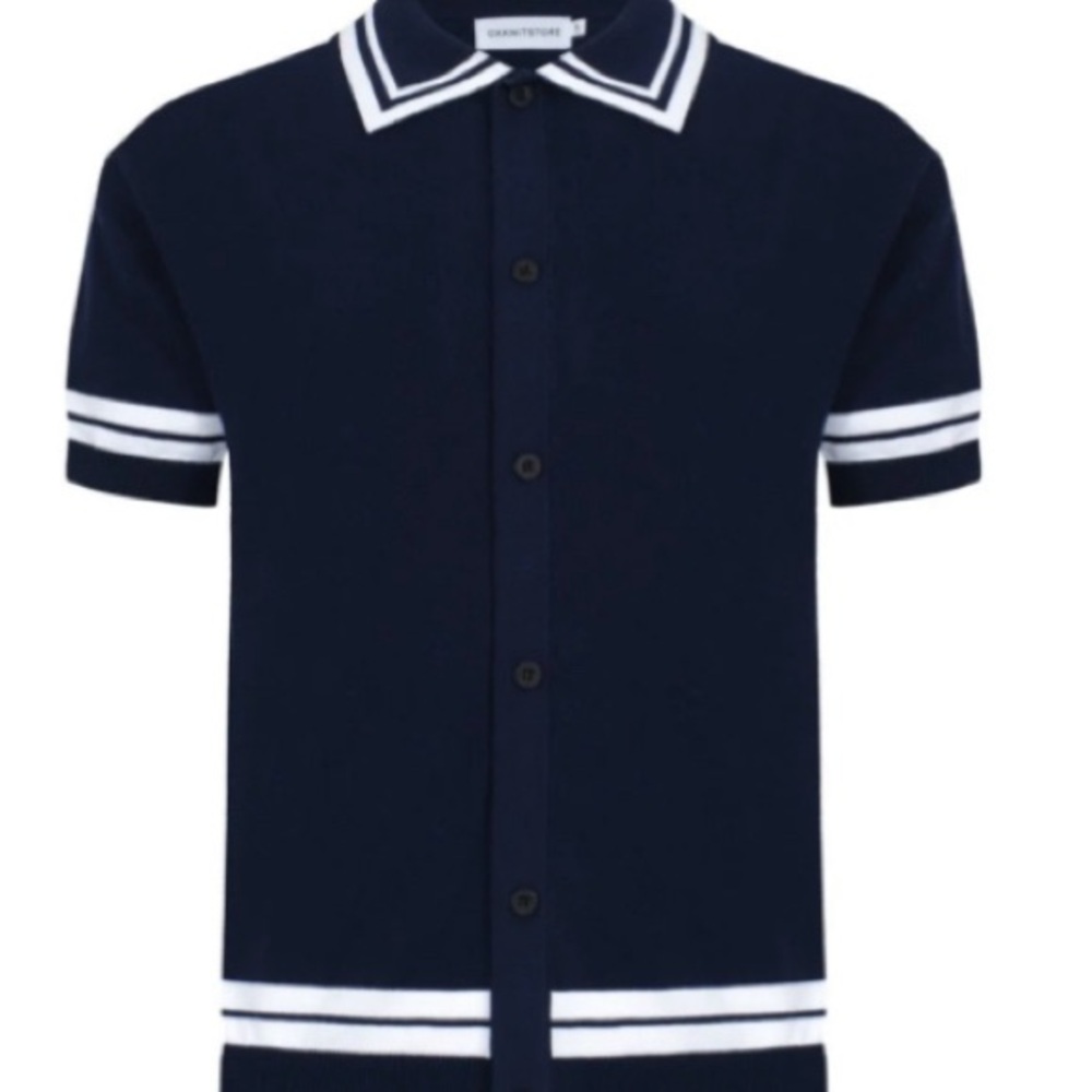 60’s thru 70’s retro style shirt .brand new in packaging.